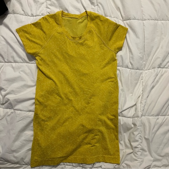 lululemon athletica Tops - Lululemon tee